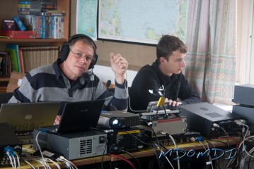 Claus (DO9BC) working the radio with Andreas (DO2TGO)