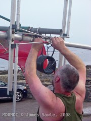 After fitting the coax balan to the antenna along with the feeder, Steve (GD7DUZ) then fitted the Manx Flag to the mast.