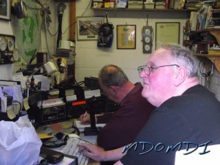 Mike Jones (GD4WBY) and Ralph Furness (GD4IHC) working the contest
