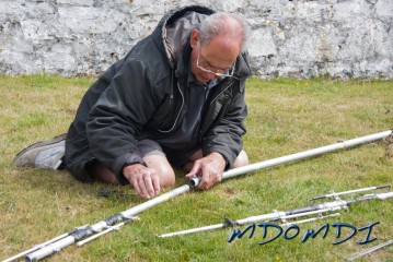Mike Jones (GD4WBY) assembling the vertical antenna
