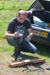 Mike Birchall (MD0VMD) setting up the ATAS antenna on his car