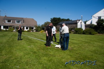 Bob Barden (MD0CCE) showing the guys from the OV P08 DXpedition to the Isle of Man the Titanex 160m Vertical antenna