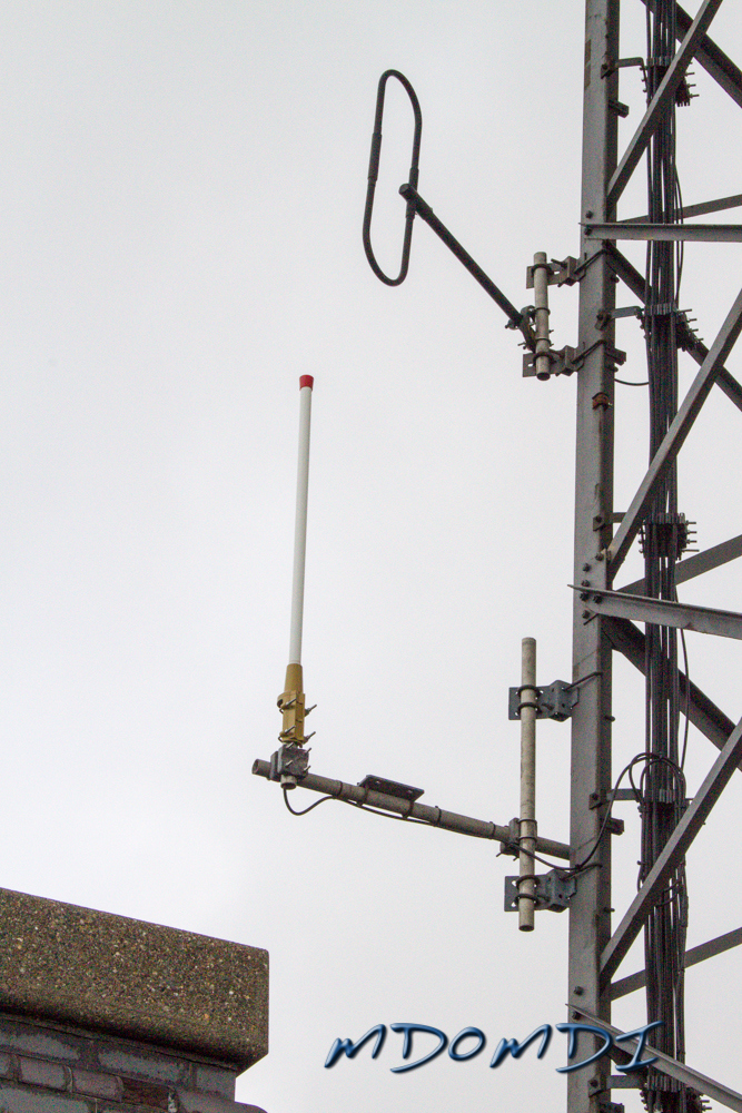 The IOMARS (Isle of Man Amateur Radio Club) Repeater Antenna just above head height up the top of Snaefel