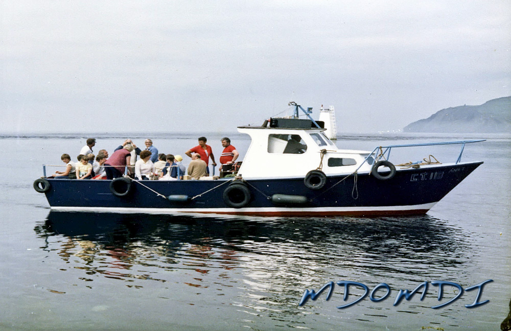 IOMARS Team on the second boat travelling to the Calf of Man