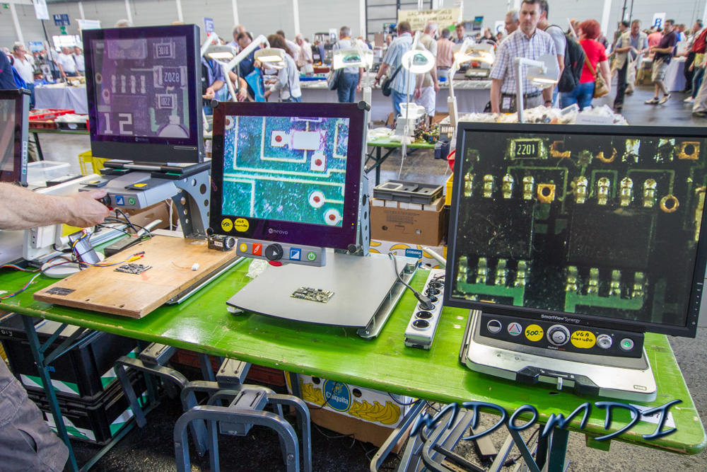 A nice selection of Microscopes to help with your soldering needs.