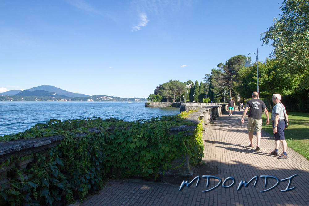 The beautiful walk to Strasa