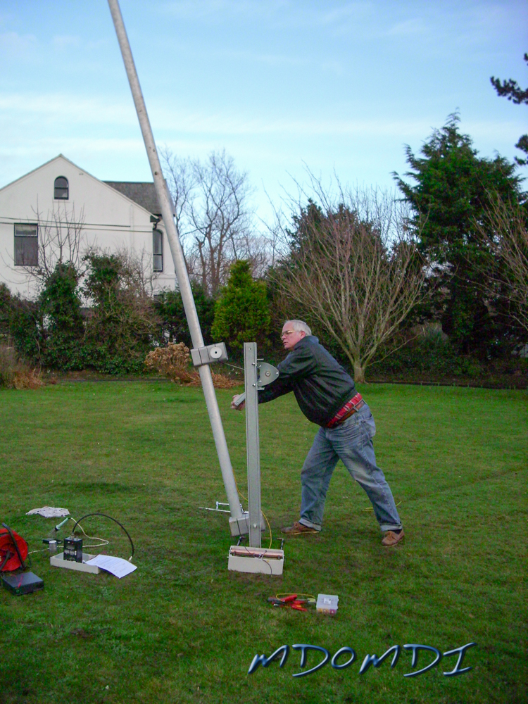 An easy antenna to raise and lower.