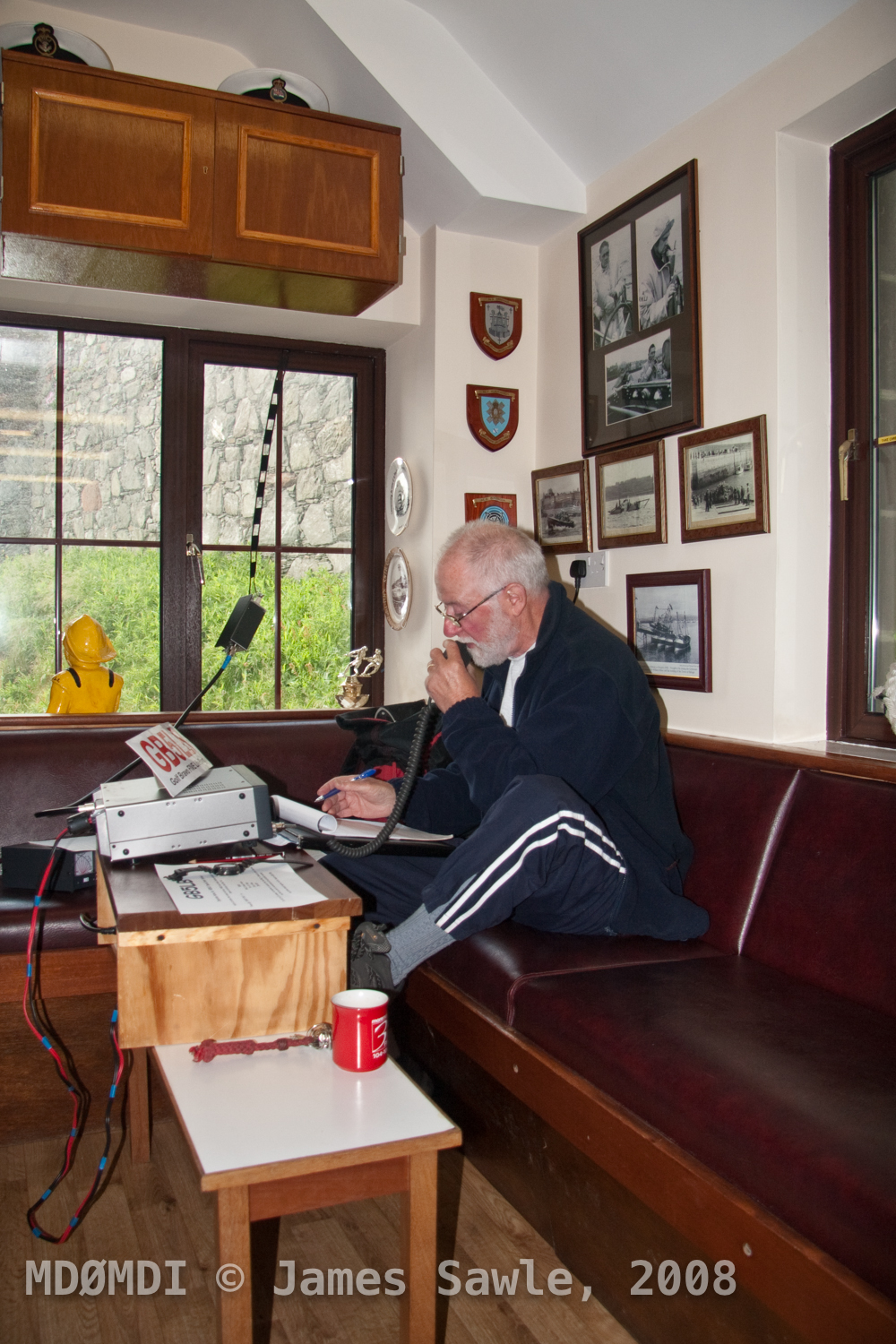 Mike Dunning (GD0HYM) managed the early morning shift until the rest of the crew arrived.