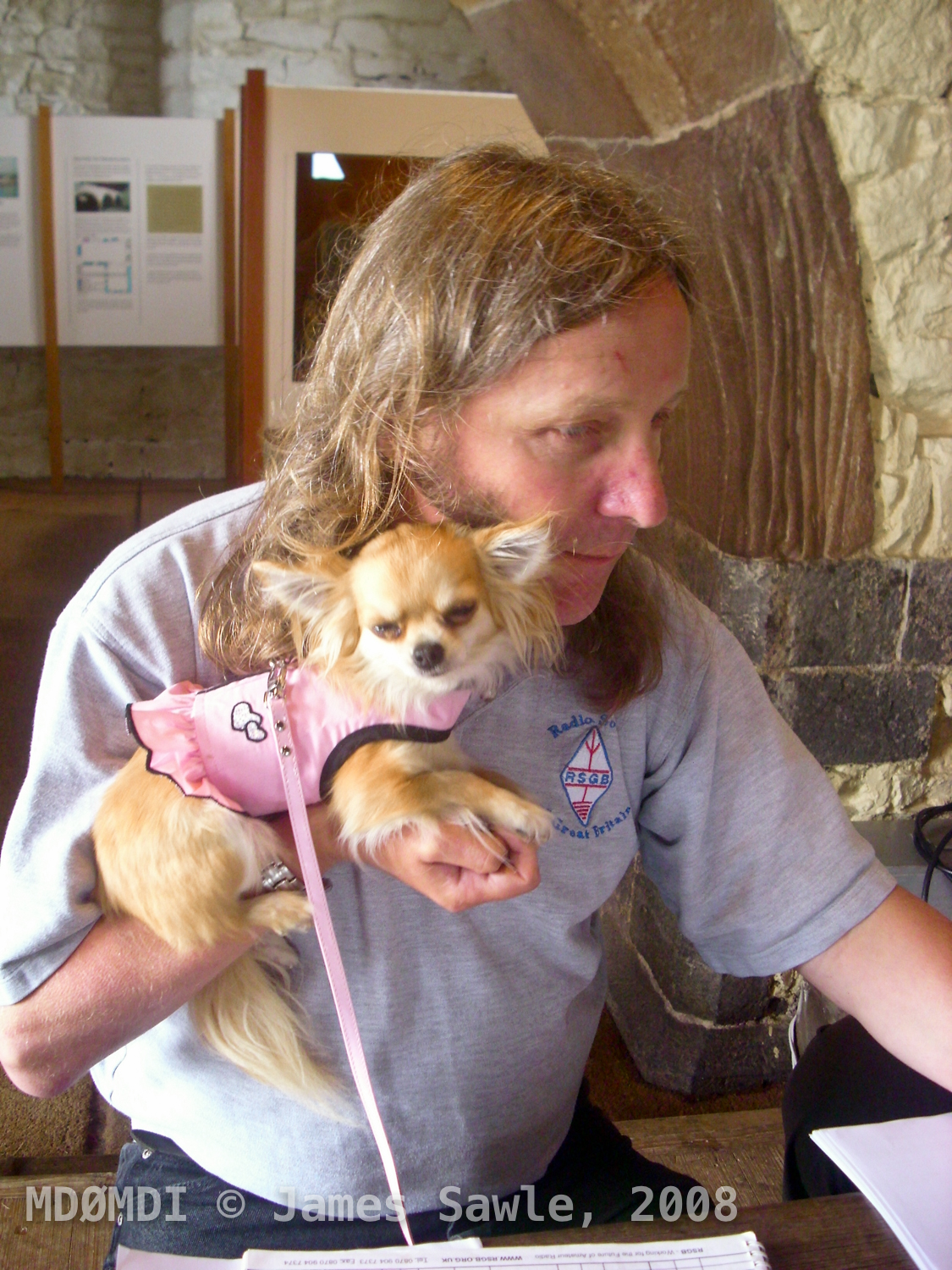 Who said that you cannot mix pets and Ham Radio?