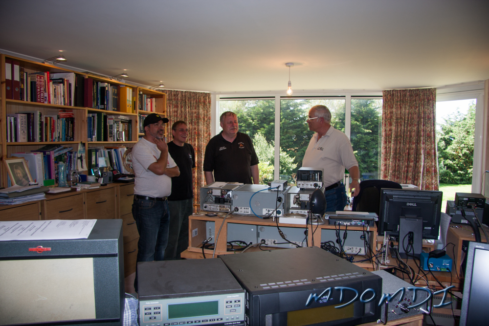 The guys chatting with Bob Barden (MD0CCE) in his shack