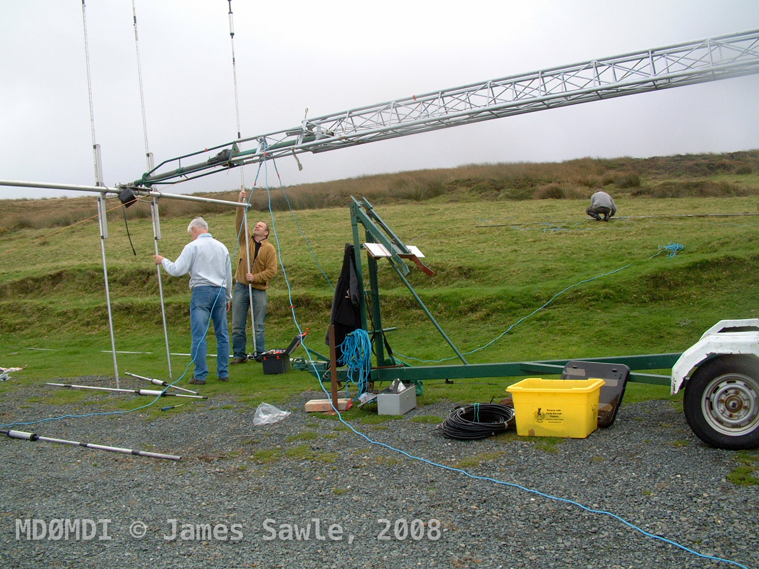IOMARS Setting up the Mast at Eary Cushlin 2008