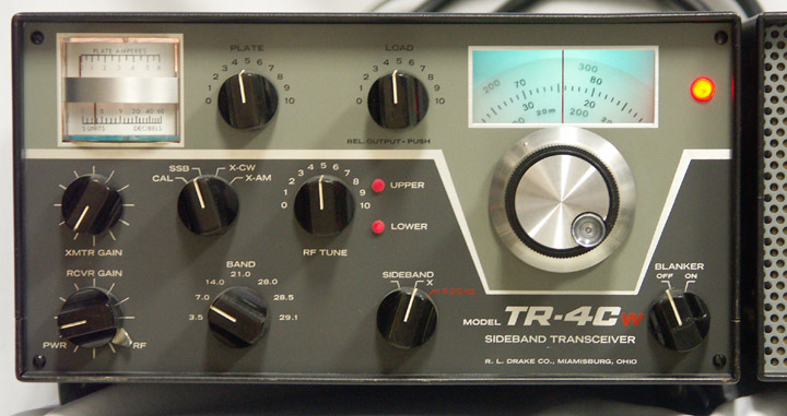 Drake TR-4CW Transceiver
