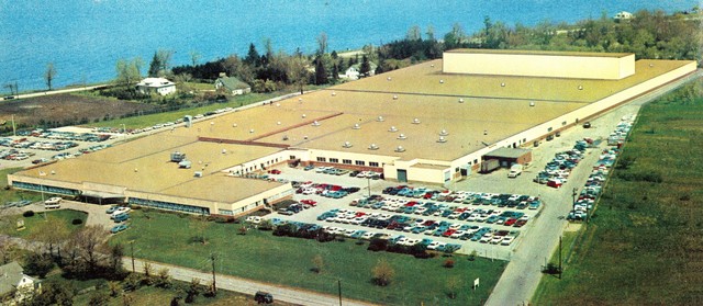 The Heathkit plant at Hilltop Road in St. Joseph at about 1968