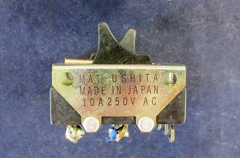 Photo of the PB-1975A Lever Switch Module used in the ~FT-101ZD Transceiver.