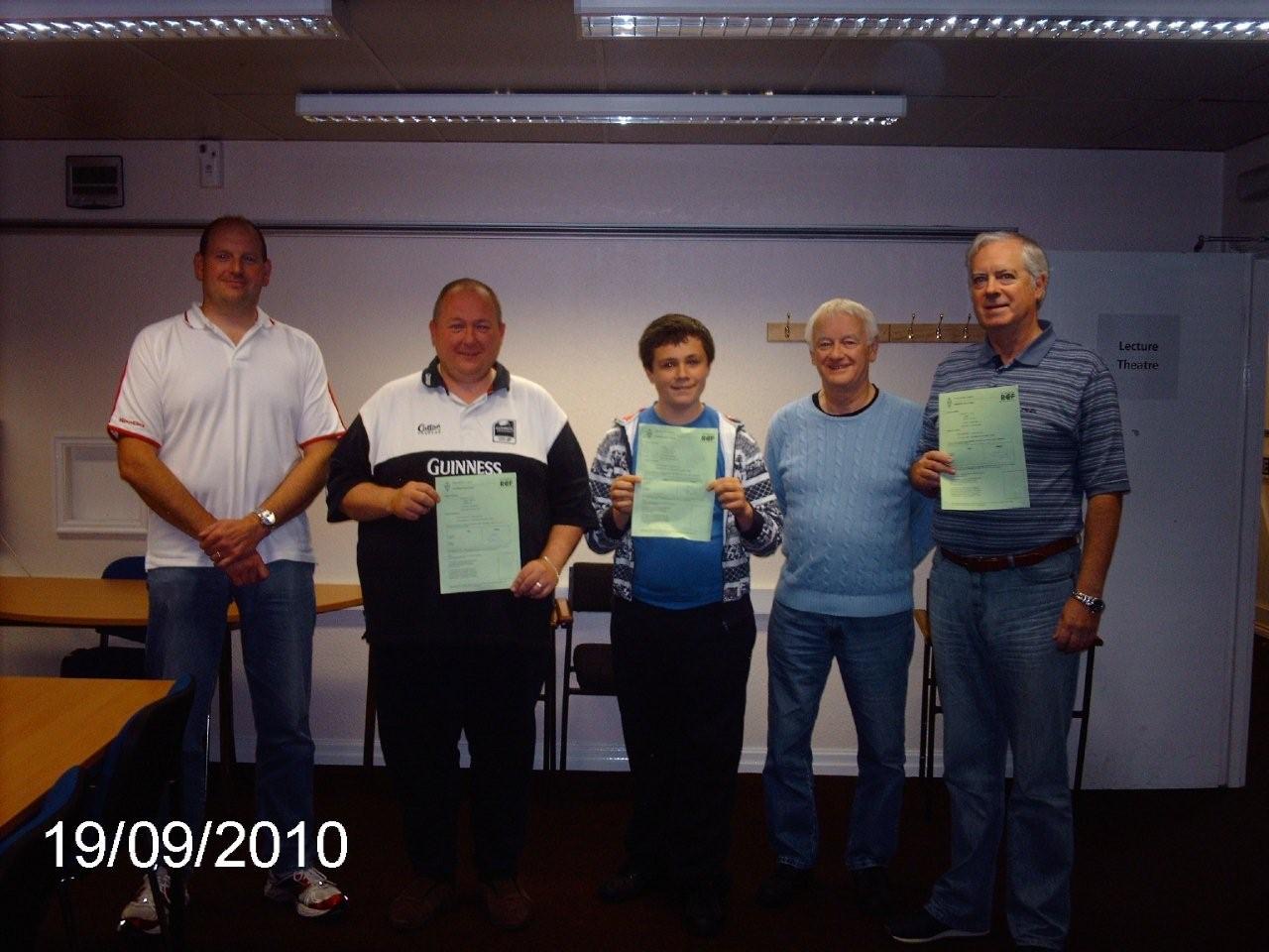 Andy Morgan (MD0MDI), Dave Cain (2D0YLX), Unknown, John Butler (GD0NFN) and another Unknown.
