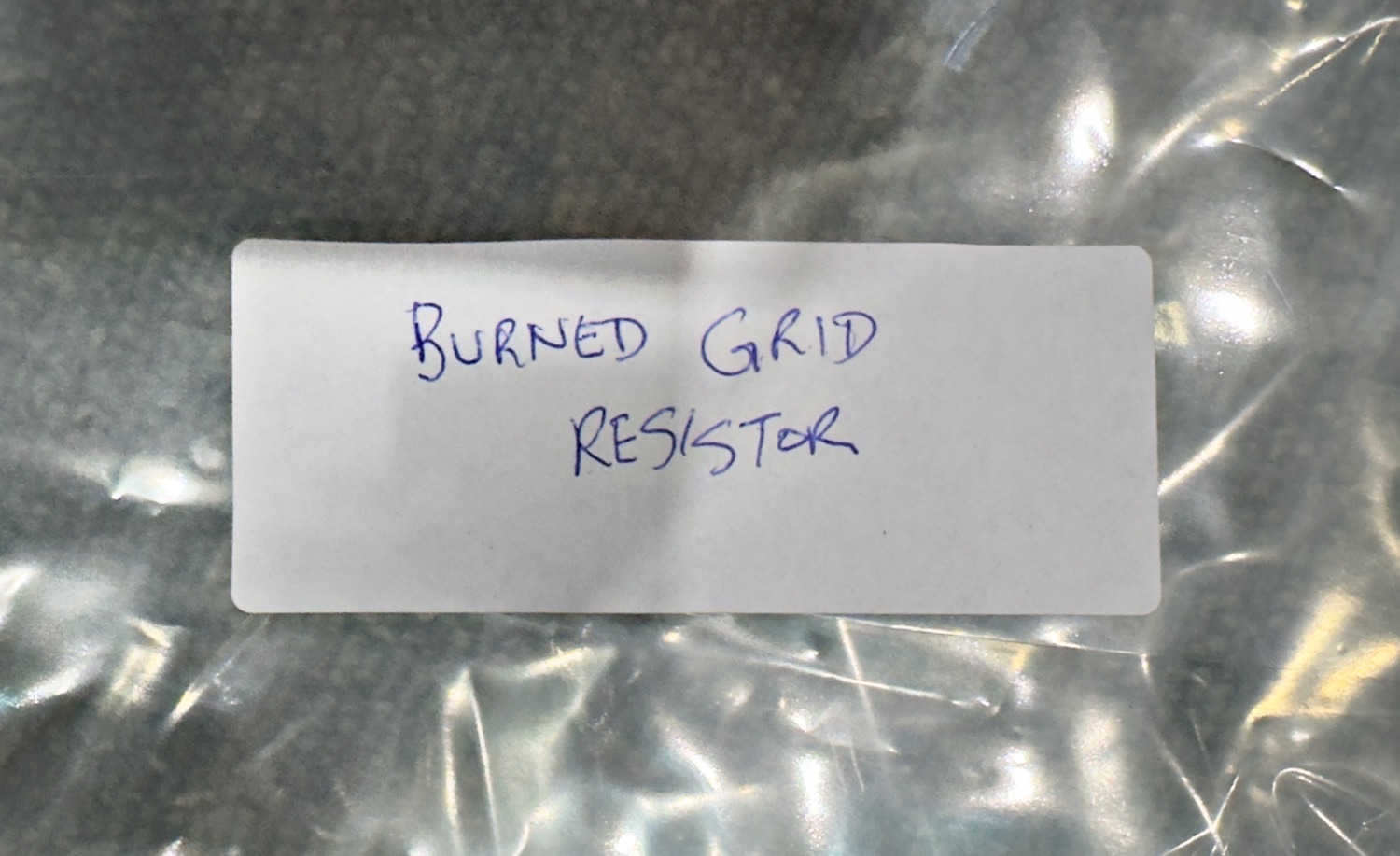 It has a minor problem - Burned Grid Resistor.