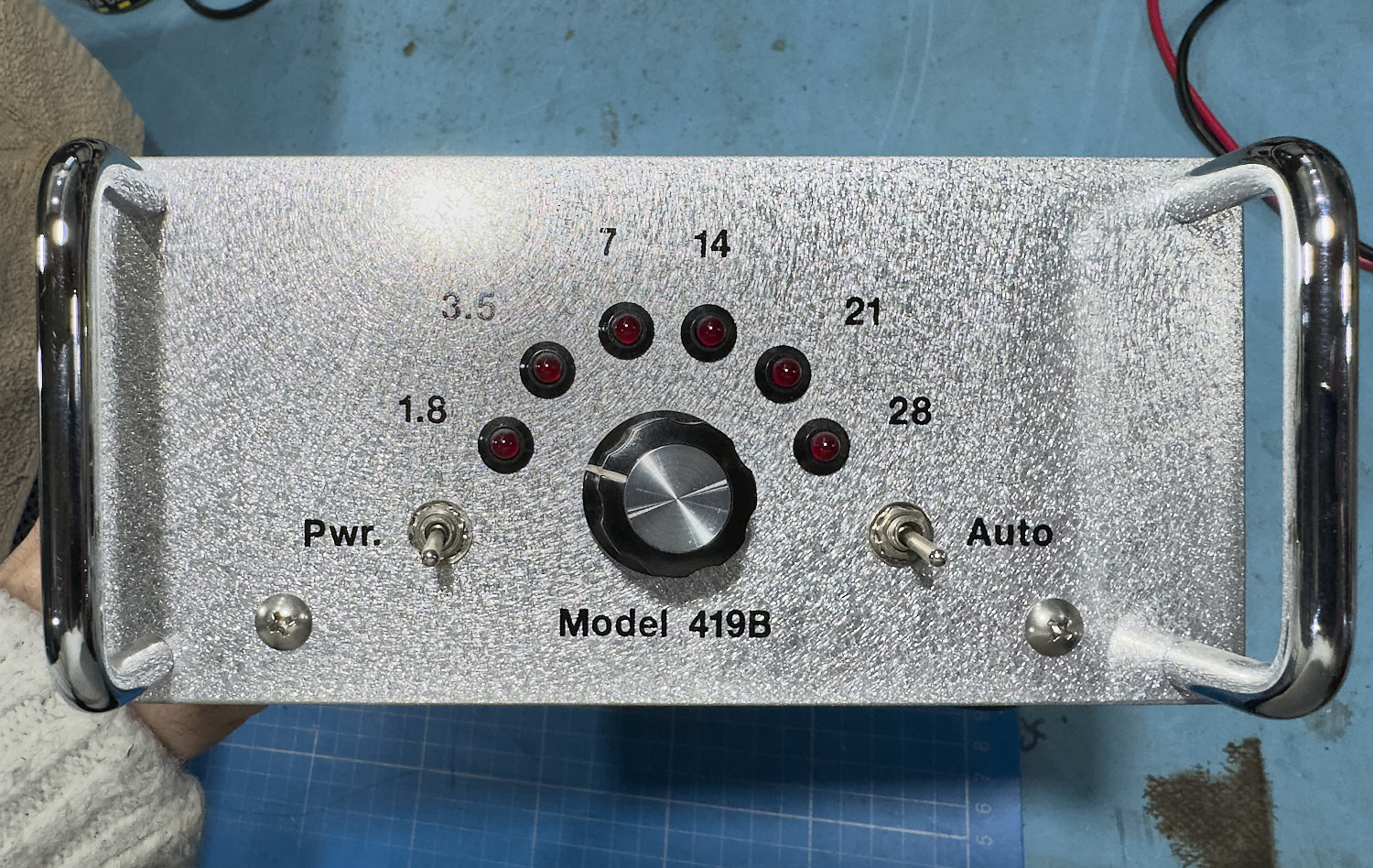 ICE 419B Bandpass Filter Front View