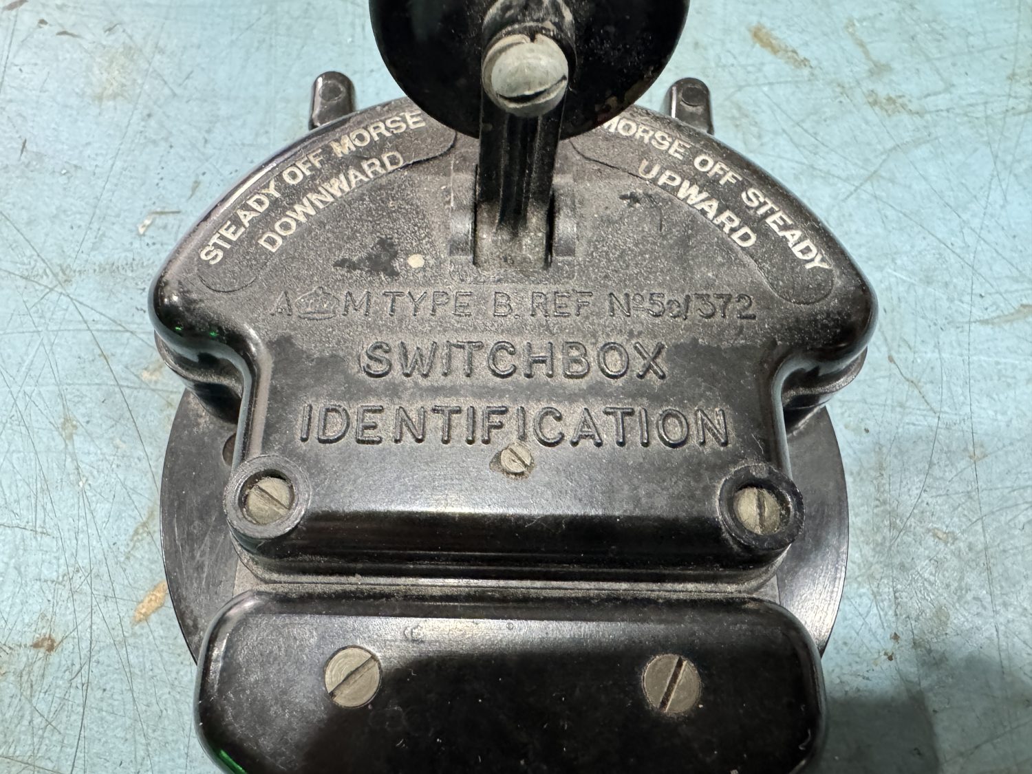 A(Crown)M Type B Ref No 5c/372 SWITCHBOX IDENTIFICATION