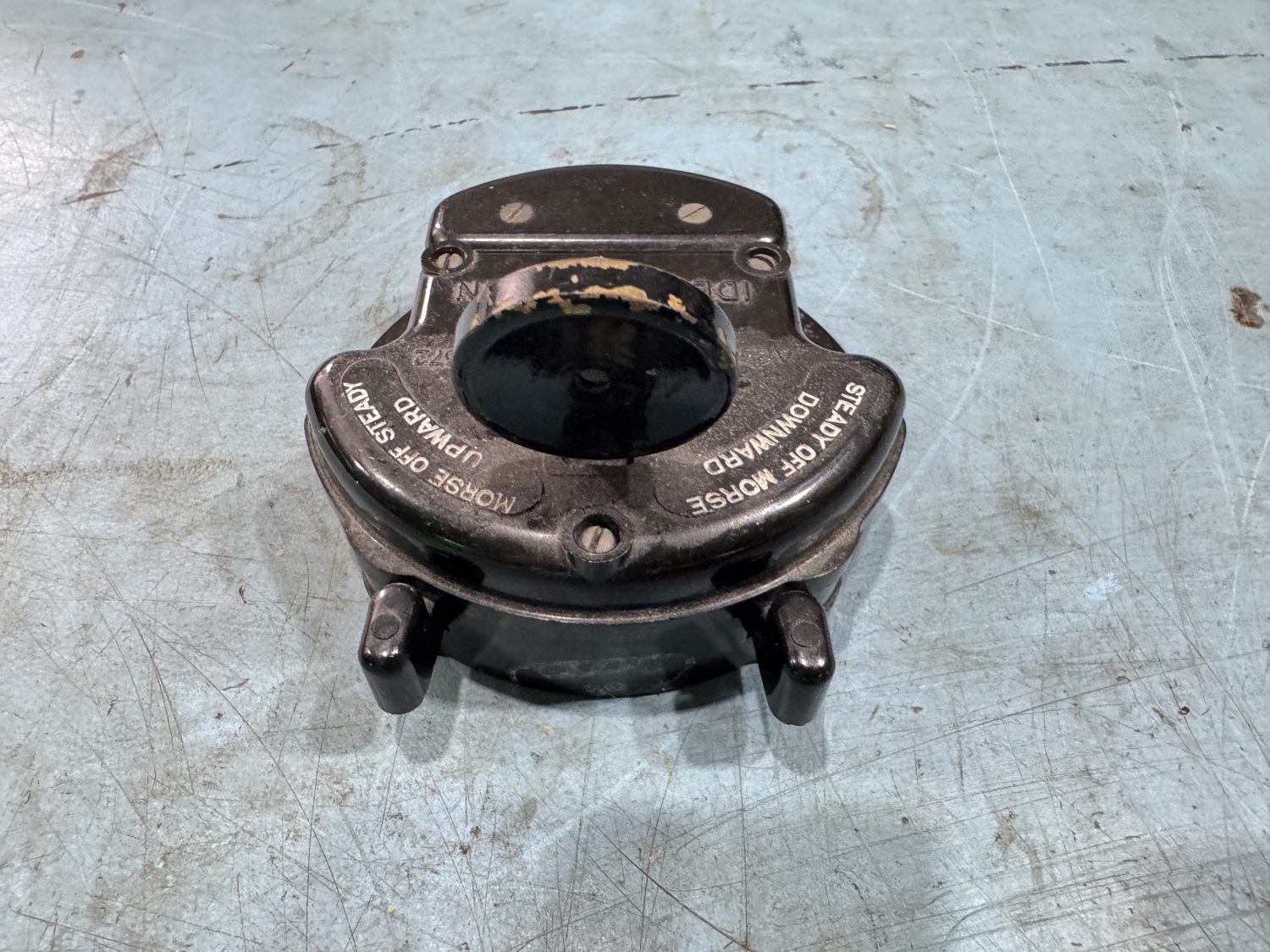 A(Crown)M Type B Ref No 5c/372 SWITCHBOX IDENTIFICATION