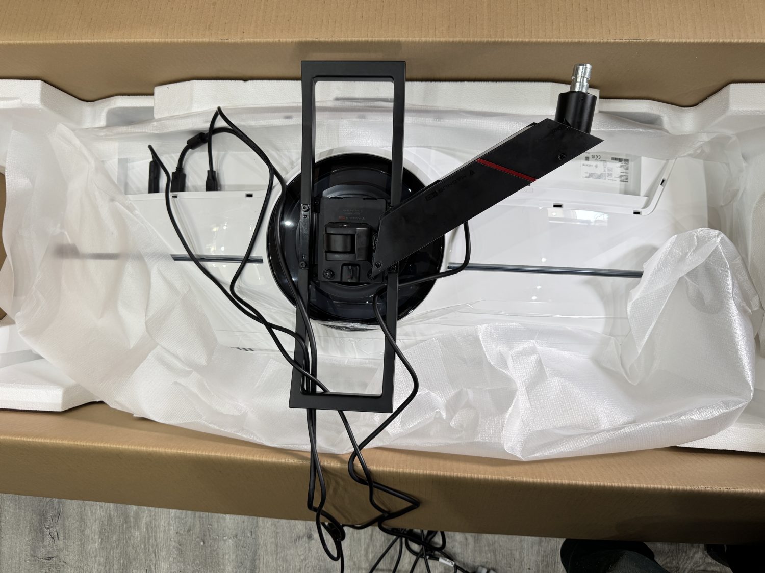 Everything now fitted to the back of the Samsung monitor including some of the cables, ready to be man-handled.